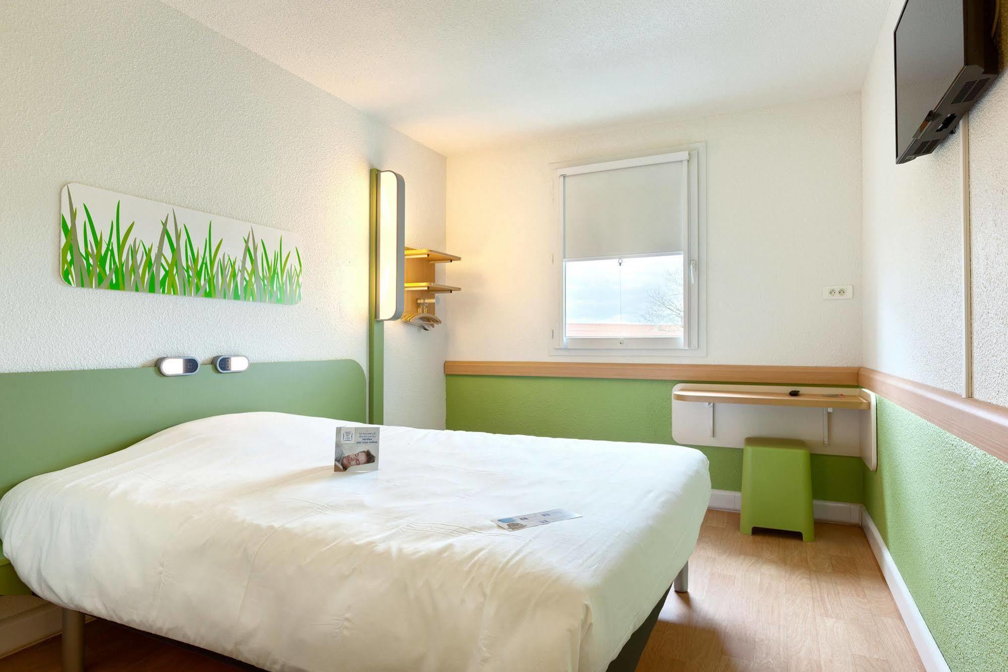 Ibis Budget La Roche Sur Yon Vendespace Mouilleron-le-Captif Luaran gambar