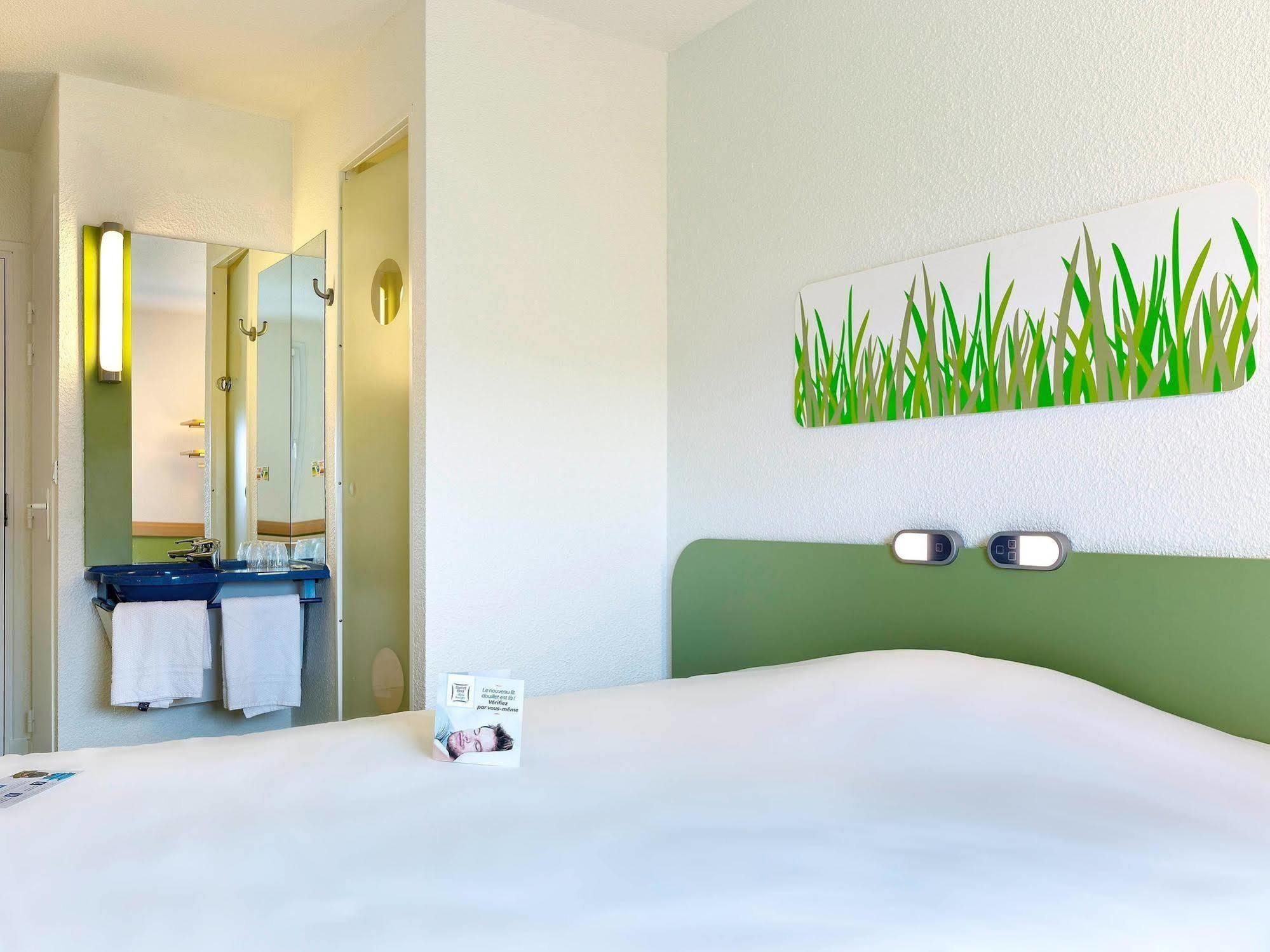 Ibis Budget La Roche Sur Yon Vendespace Mouilleron-le-Captif Luaran gambar